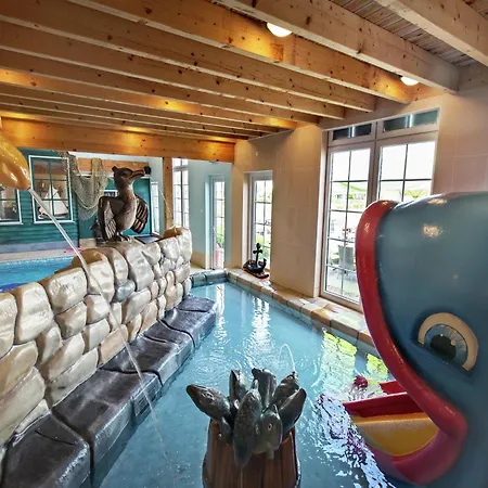 Villa Characteristic House With Sun Shower And Sauna *
