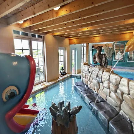 Villa Characteristic House With Sun Shower And Sauna