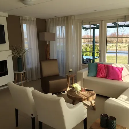 Villa Characteristic House With Sun Shower And Sauna